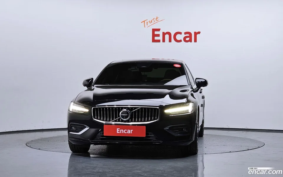 Volvo S60 B5 2023 — миниатюра 3