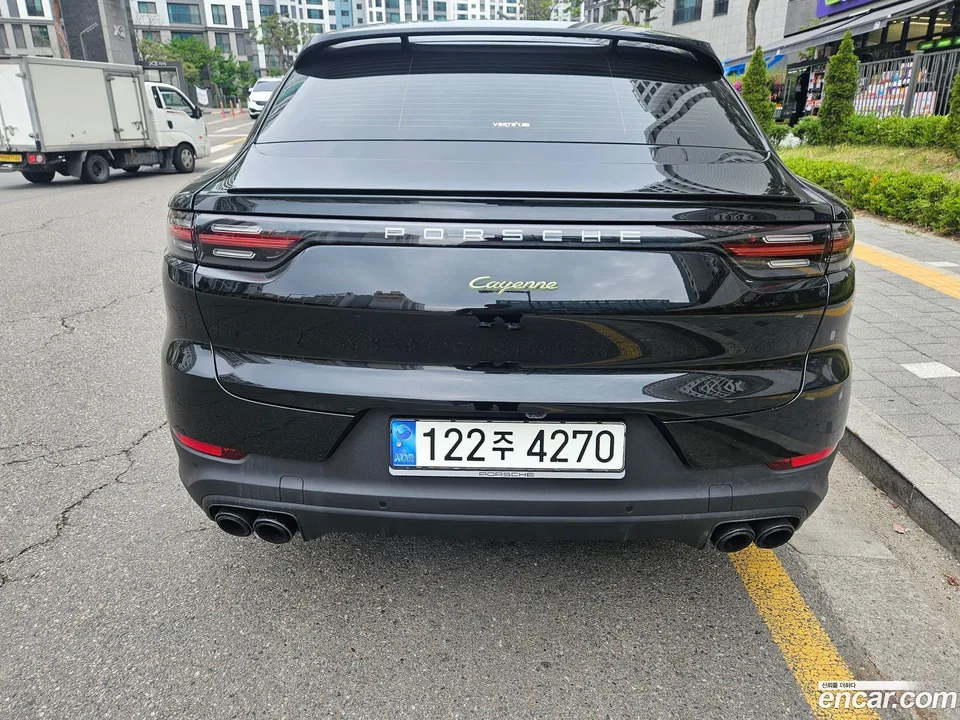 Porsche Cayenne 3.0 E- 2022 — миниатюра 4