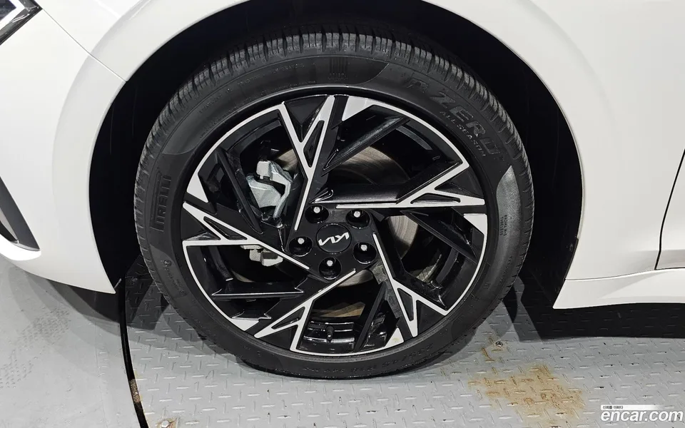 Kia K5 2.0 2023 — миниатюра 2