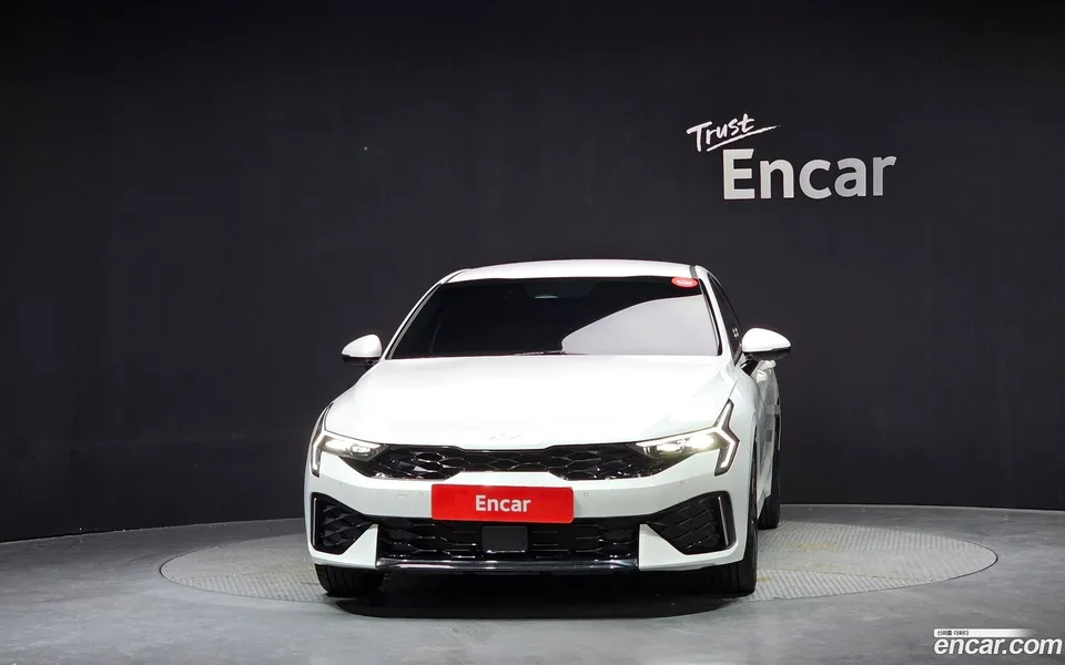 Kia K5 2.0 2023 — миниатюра 3