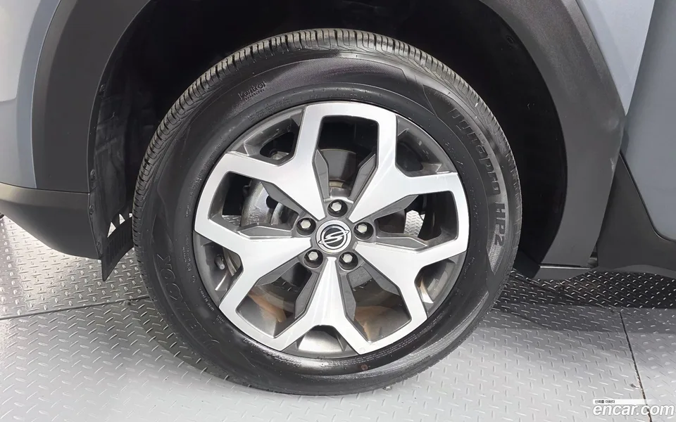 KG Mobility Torres 1.5 2WD 2022 — миниатюра 2