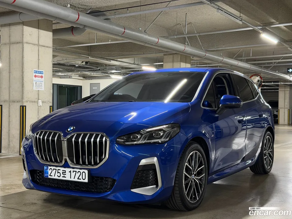 BMW 2 Series Active Tourer 220i M 2025 — фото 1, купить с доставкой в Москву