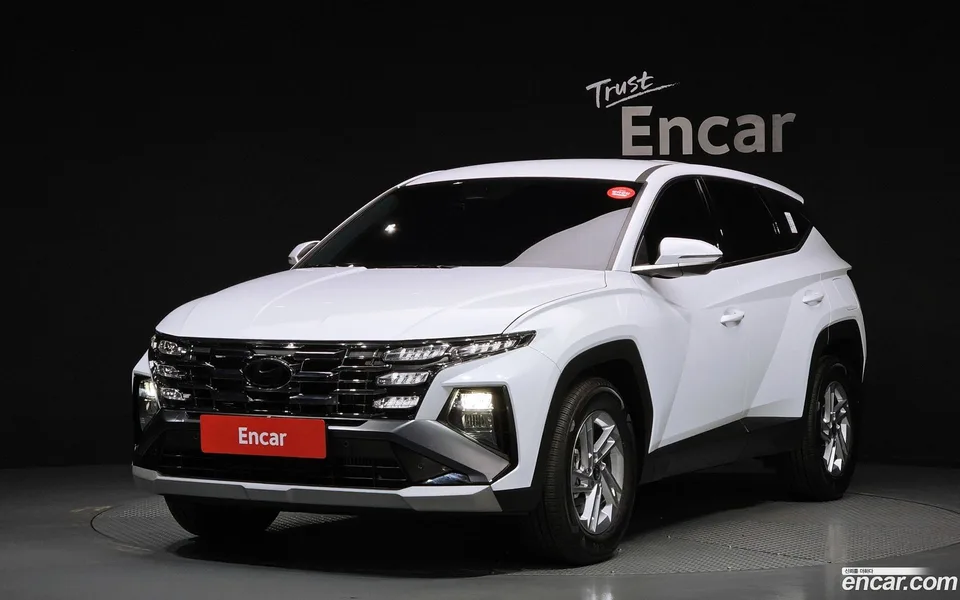 Hyundai Tucson NX4 1.6 2WD 2024 — фото 1, купить с доставкой в Москву