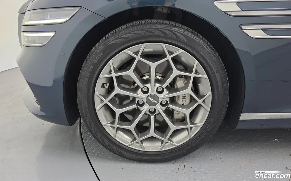 Genesis G80 2.5 AWD 2023 — миниатюра 2