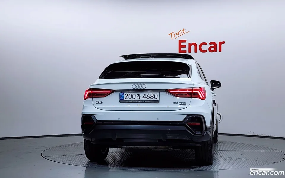 Audi Q3 40 TFSI 2024 — миниатюра 4