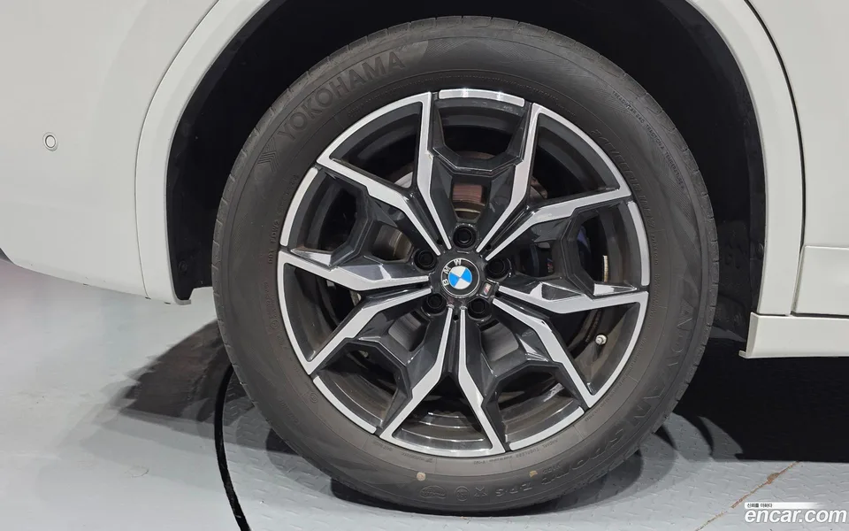BMW X3 xDrive 20i M 2023 — миниатюра 2