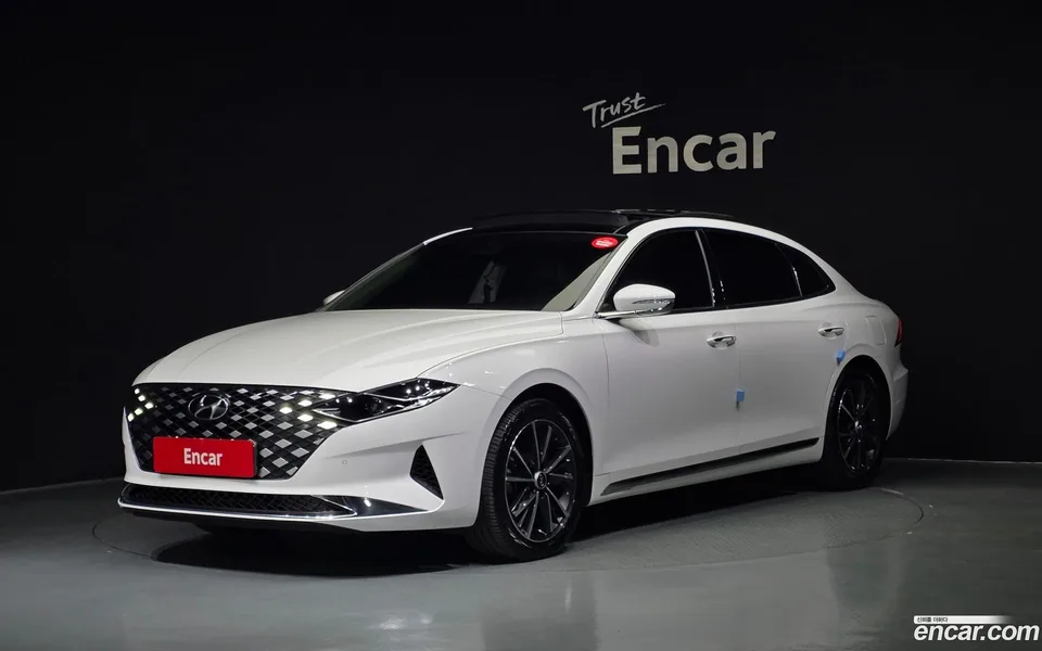 Hyundai Grandeur IG 3.0 LPi () 2022 — фото 1, купить с доставкой в Москву