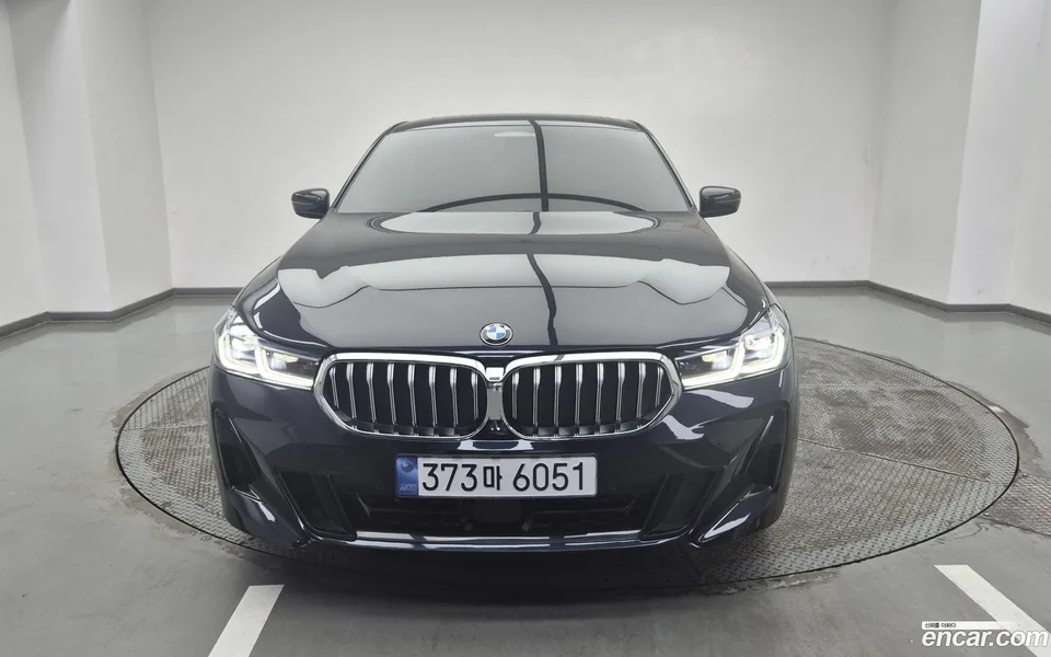 BMW 6 Series GT 630i xDrive M 2022 — миниатюра 3