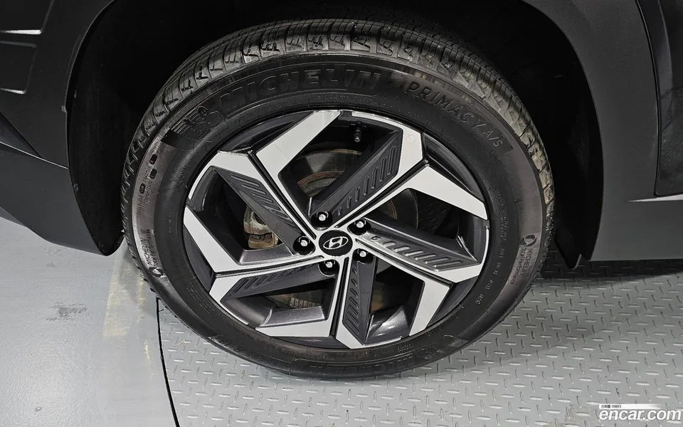 Hyundai Tucson 1.6 2WD 2022 — миниатюра 2