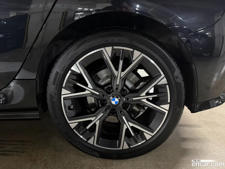 BMW 1 Series 120 M 2025 — миниатюра 2