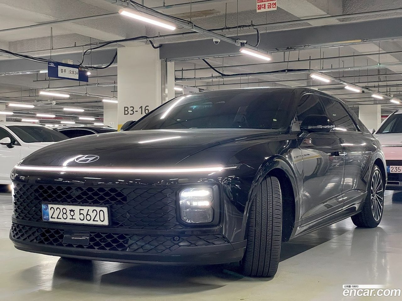 Hyundai Grandeur 2025 — 3