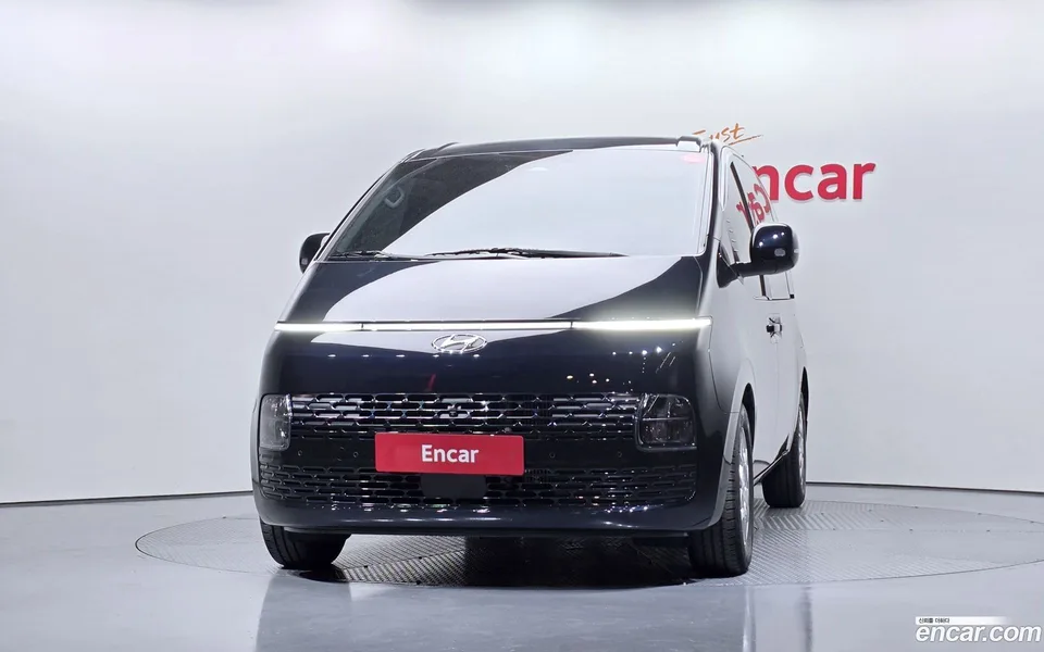 Hyundai Staria 3 2022 — миниатюра 3
