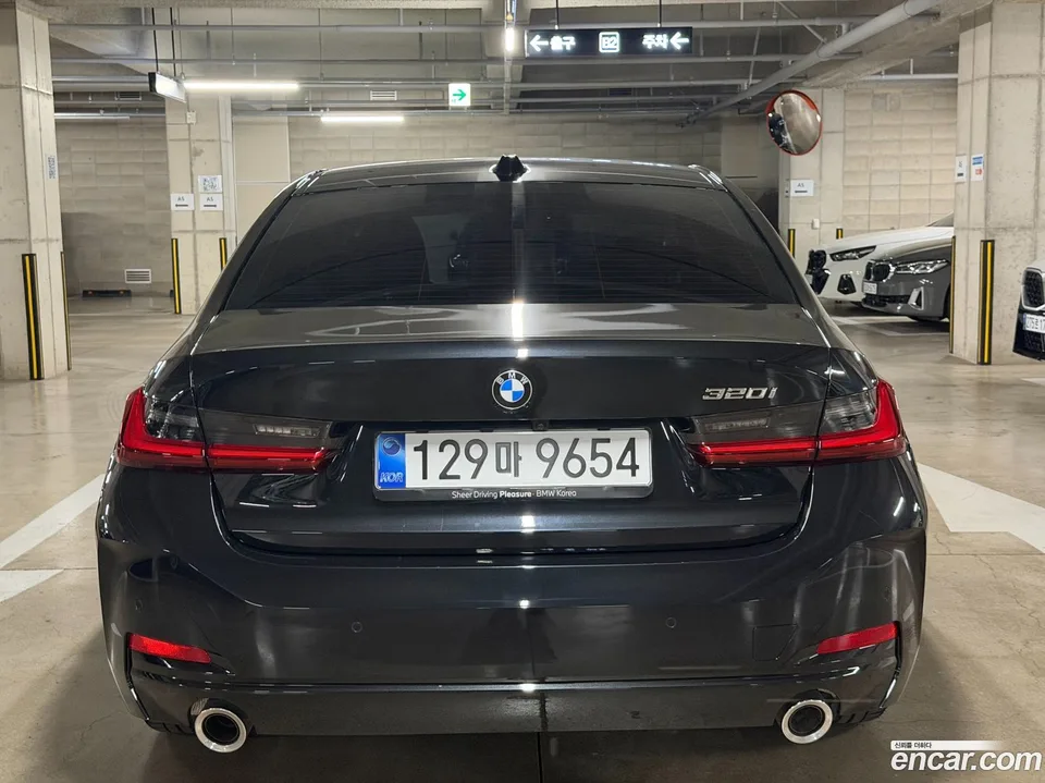 BMW 3 Series 320i 2025 — миниатюра 4