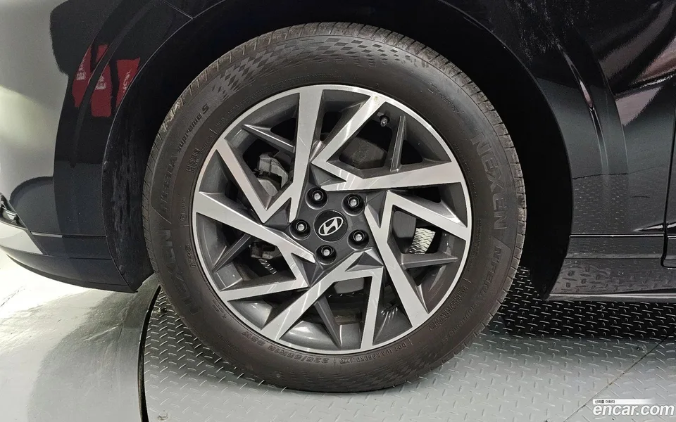 Hyundai Grandeur 2.5 2WD 2023 — миниатюра 2