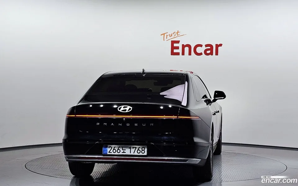 Hyundai Grandeur 2.5 2WD 2023 — миниатюра 4