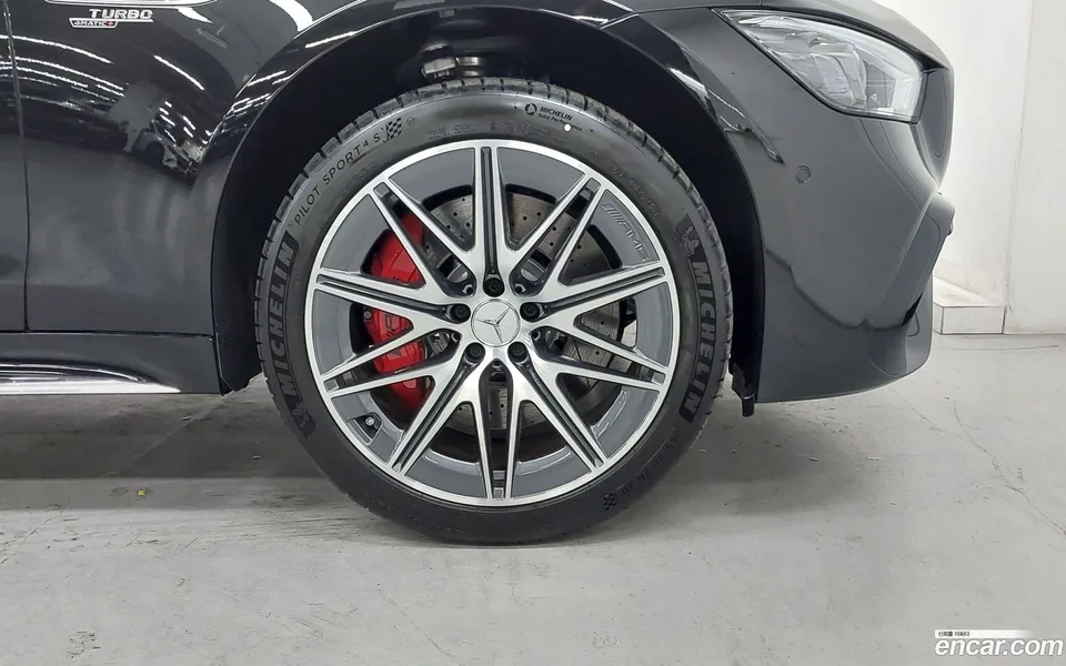 Mercedes-Benz AMG GT 4 43 4MATIC+ 2025 — миниатюра 2