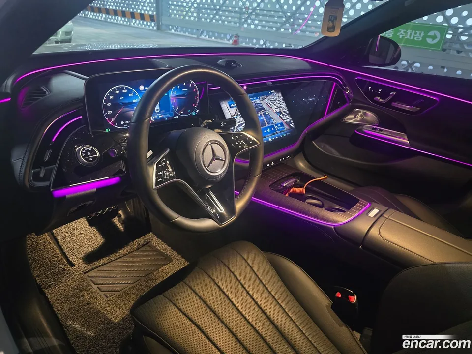 Mercedes-Benz E-Class E300 4MATIC 2024 — миниатюра 5