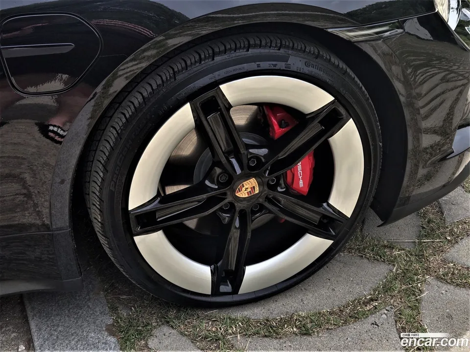 Porsche Taycan 4S 2025 — миниатюра 5