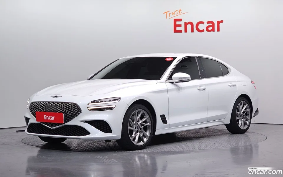 Genesis G70 2.0T 4WD 2022 — фото 1, купить с доставкой в Москву