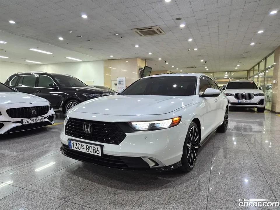 Honda Accord 2.0 2024 — фото 1, купить с доставкой в Москву