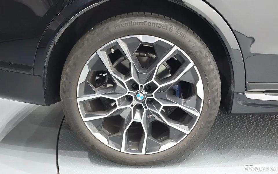 BMW X7 xDrive 40i M 6 2025 — миниатюра 2