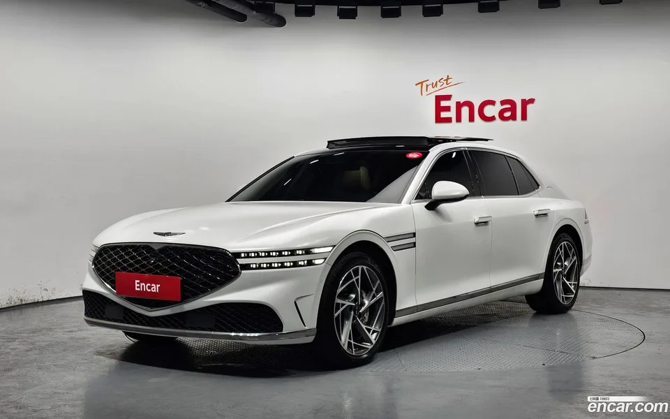 Genesis G90 3.5 AWD 2023 — фото 1, купить с доставкой в Москву