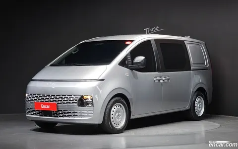 Hyundai Staria 2024 buy in Moscow