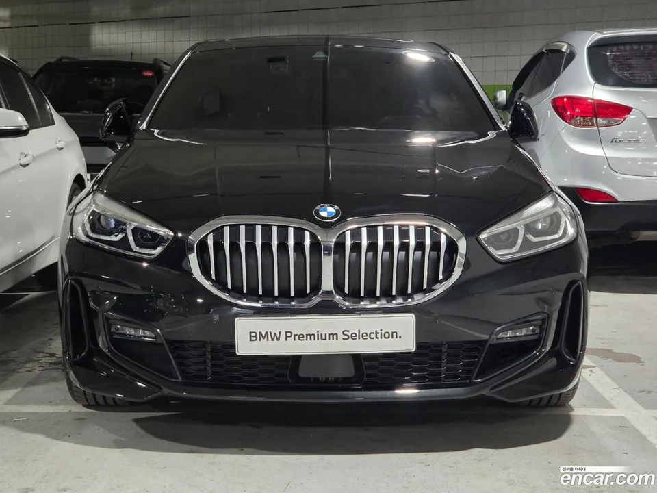 BMW 1 Series 120i M 2023 — миниатюра 3