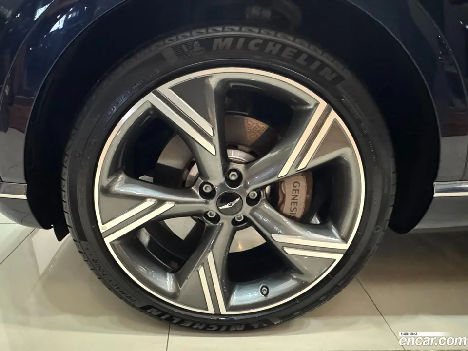 Genesis GV80 3.5T 2WD 2023 — миниатюра 2