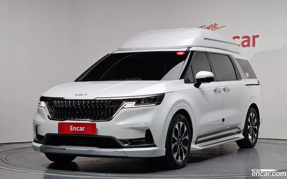Kia Carnival 7 2022 — фото 1, купить с доставкой в Москву