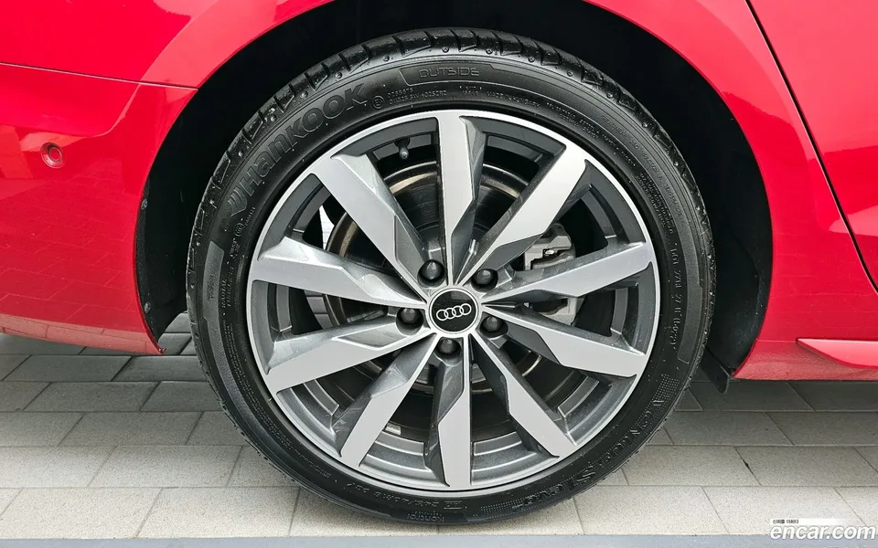 Audi A4 35 TDI 2023 — миниатюра 2