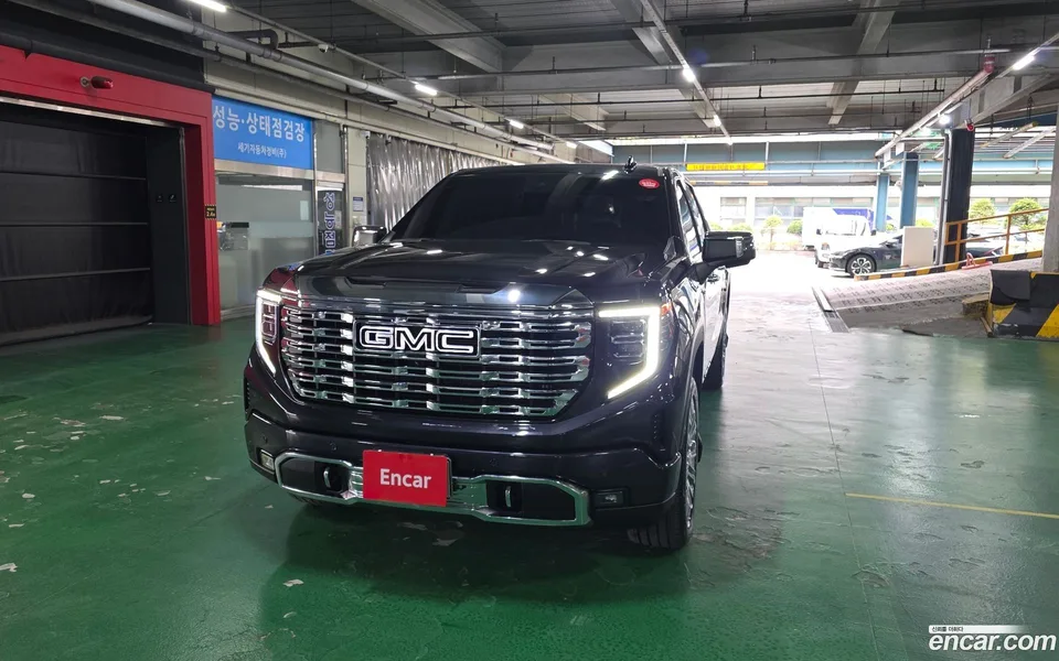GMC Sierra -X 2023 — миниатюра 3