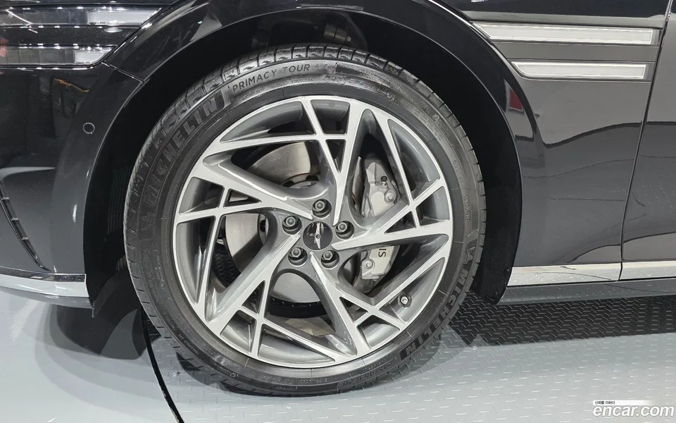 Genesis G90 3.5 2WD 2023 — миниатюра 5