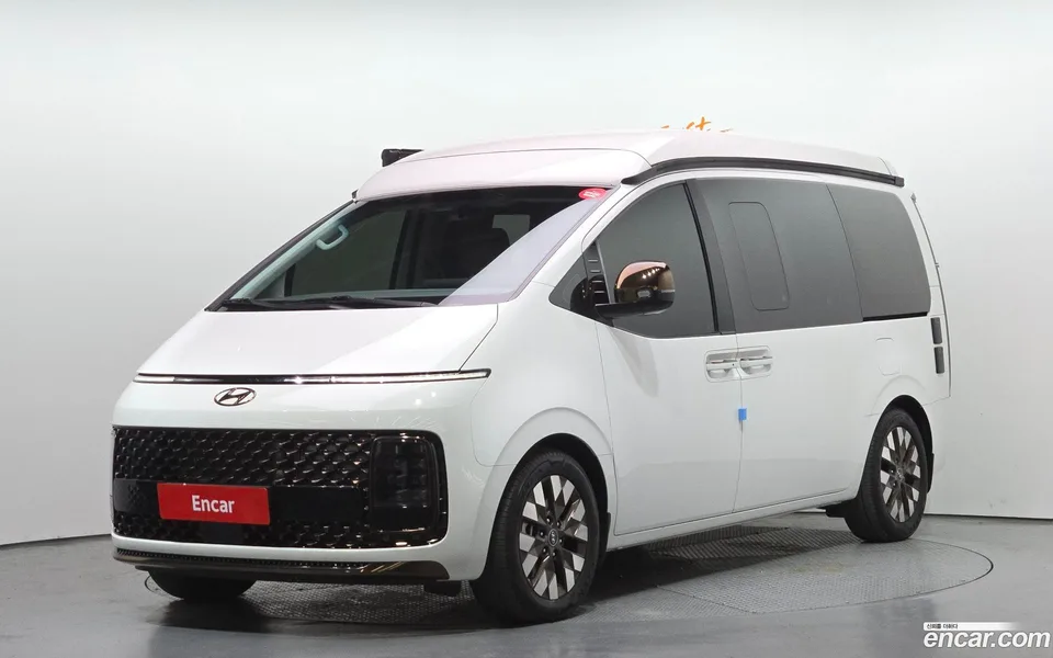Hyundai Staria 2024