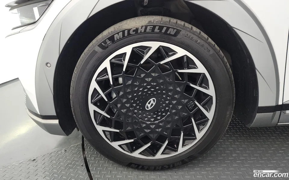 Hyundai Ioniq 5 AWD 2022 — миниатюра 2