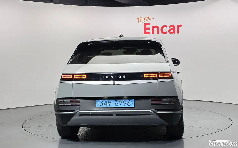 Hyundai Ioniq 5 2023 — миниатюра 4