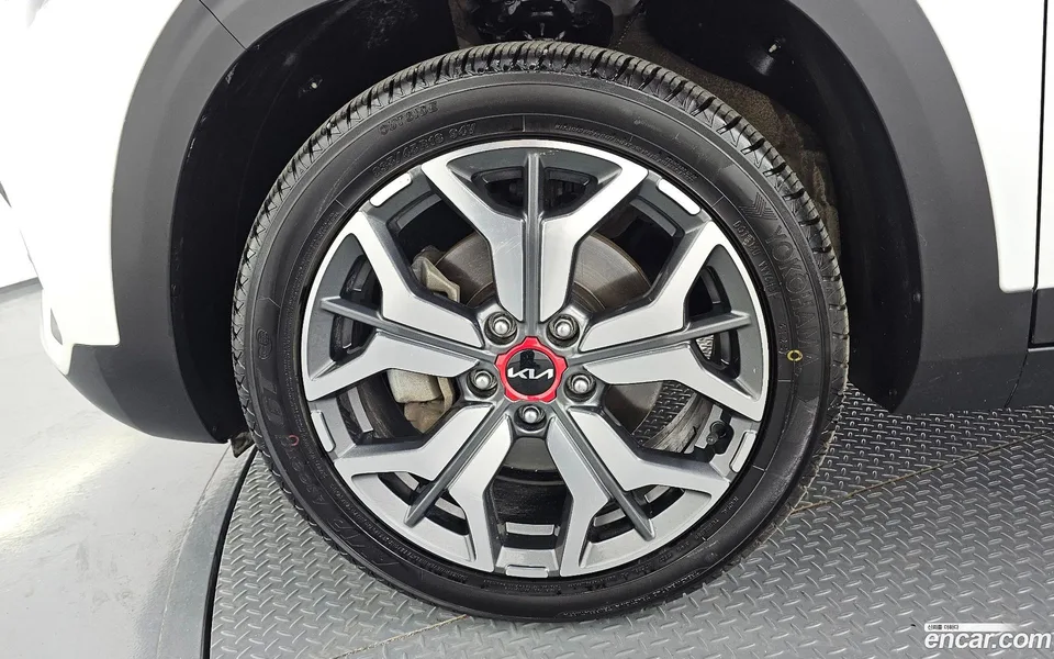 Kia Seltos 1.6 2WD 2022 — миниатюра 2