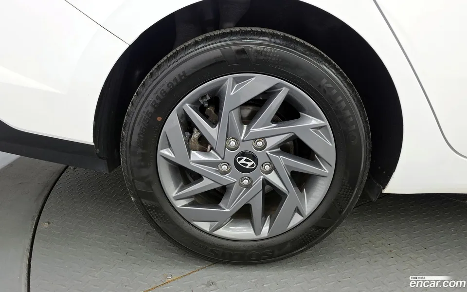 Hyundai Avante CN7 1.6 2023 — миниатюра 5