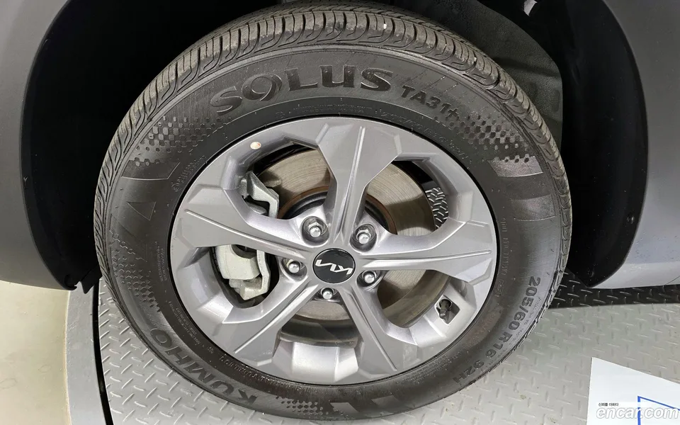 Kia Seltos 1.6 2WD 2025 — миниатюра 5