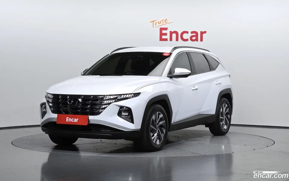 Hyundai Tucson 2.0 2WD 2023 — фото 1, купить с доставкой в Москву