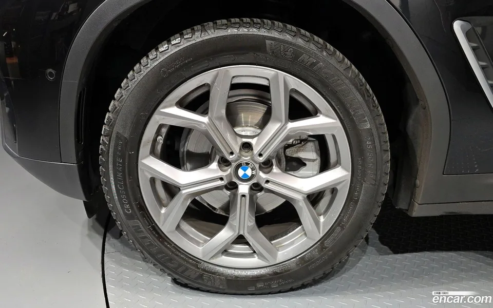 BMW X3 xDrive 20i 2022 — миниатюра 5