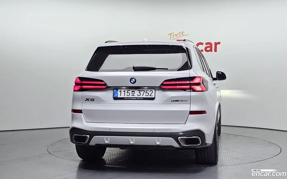BMW X5 xDrive 30d M 2025 — thumbnail 4