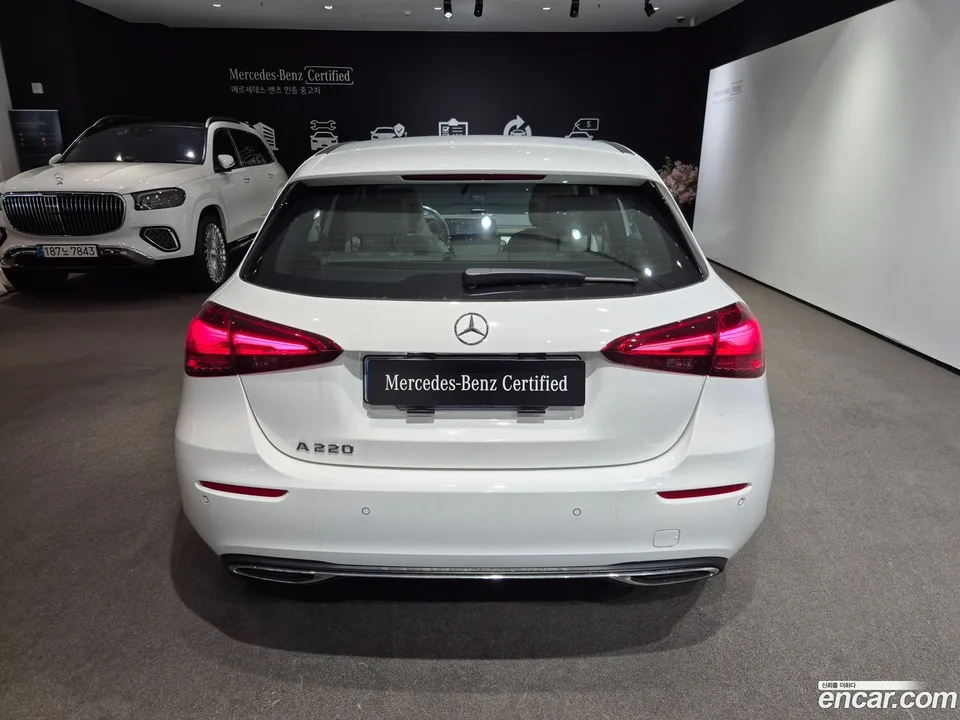Mercedes-Benz A-Class A220 2025 — миниатюра 4