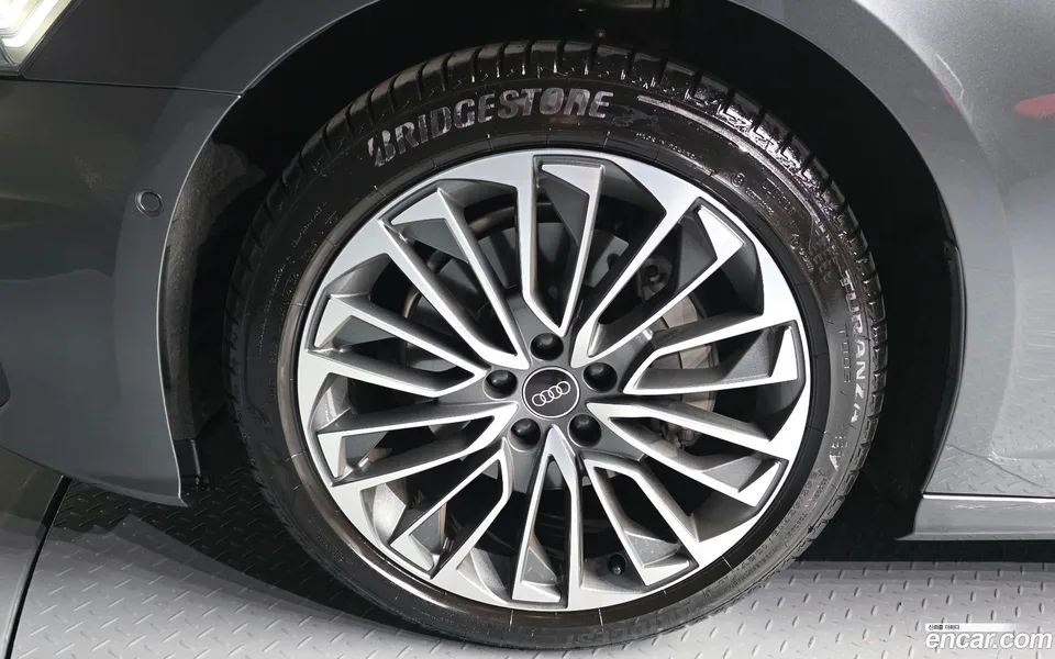 Audi A6 45 TFSI 2025 — миниатюра 2