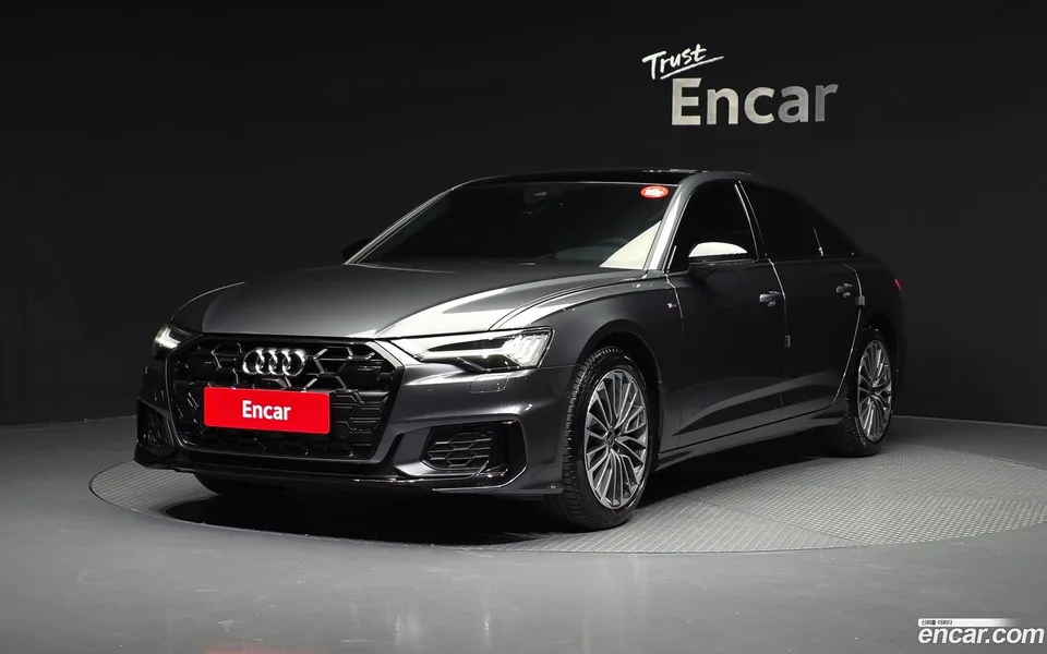 Audi A6 45 TFSI 2025 — фото 1, купить с доставкой в Москву