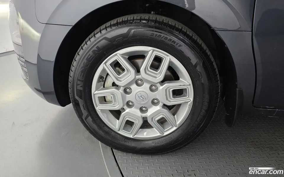 Hyundai Staria 5 2022 — миниатюра 2
