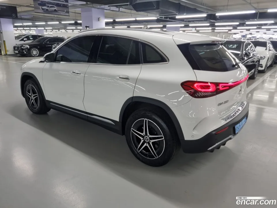 Mercedes-Benz EQA EQA250 AMG 2022 — миниатюра 2