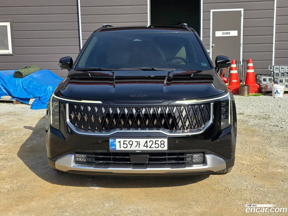 Kia Carnival 9 2025 — миниатюра 2