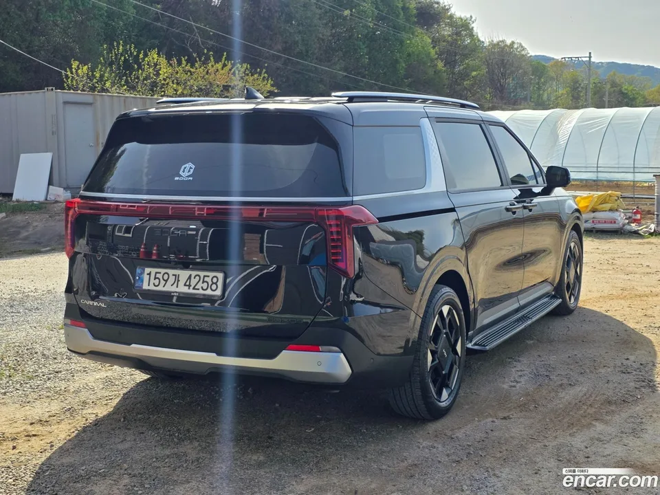 Kia Carnival 9 2025 — thumbnail 4