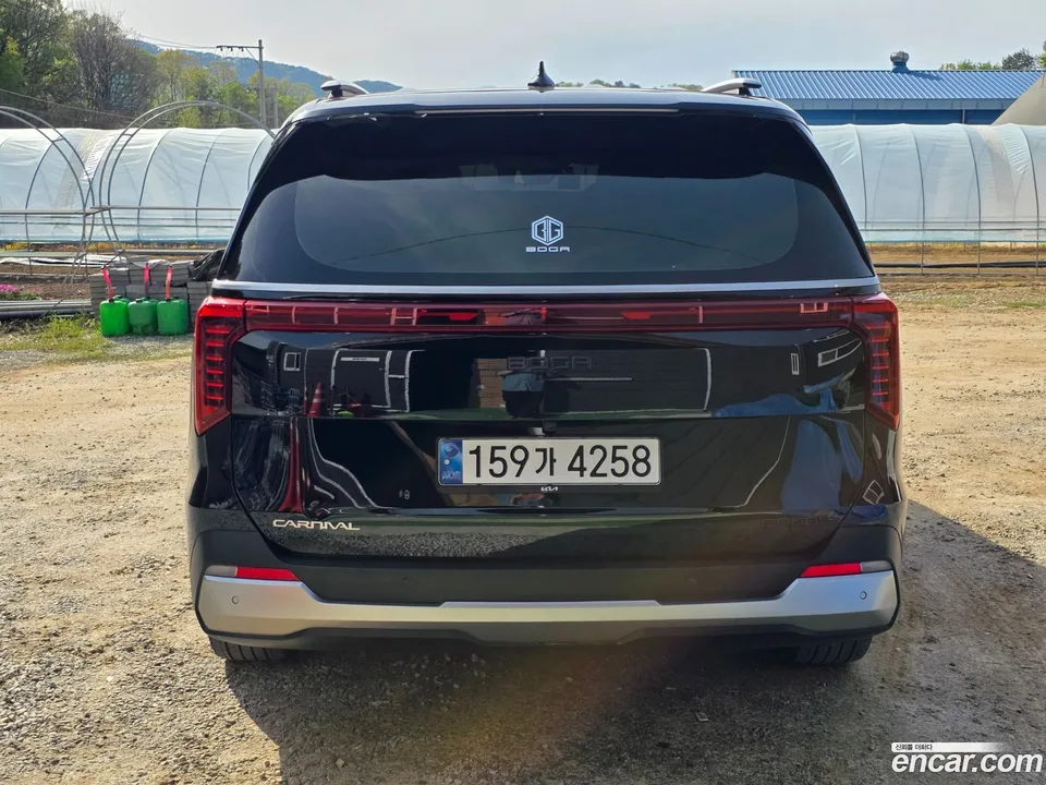 Kia Carnival 9 2025 — thumbnail 5